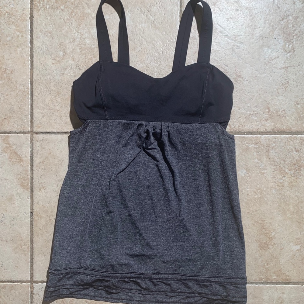 Lululemon tank